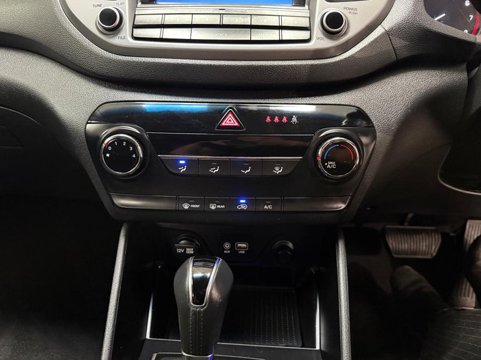 2016 Hyundai Tucson Active X TL Pure White