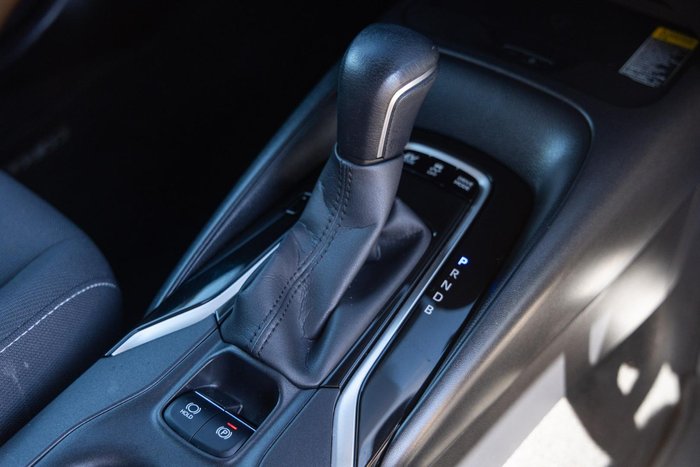 2019 Toyota Corolla SX Hybrid ZWE211R Silver Pearl