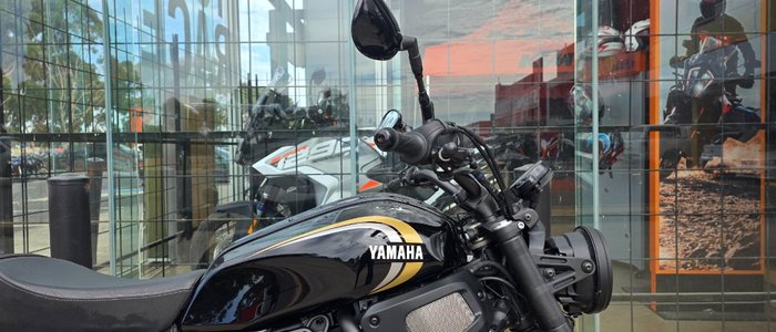 2023 Yamaha XSR700 BLACK