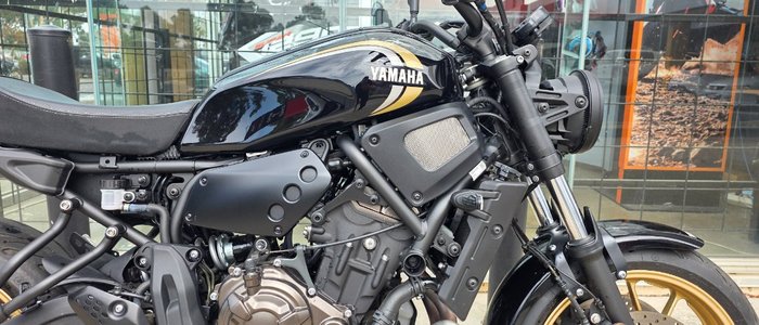 2023 Yamaha XSR700 BLACK