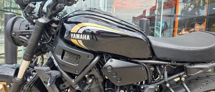 2023 Yamaha XSR700 BLACK