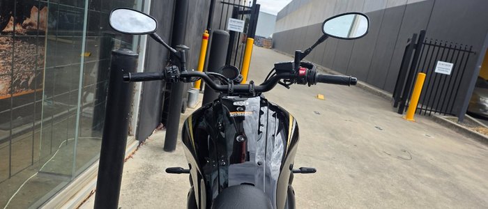 2023 Yamaha XSR700 BLACK