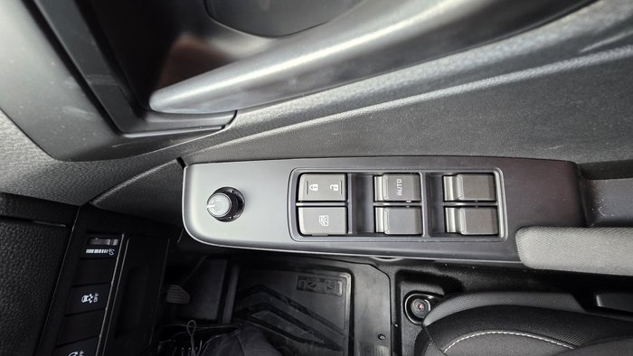 2025 Isuzu D-MAX SX High Ride MY25.5 4x2 Mineral White