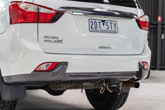 2014 Isuzu MU-X LS-T MY14 4X4 Dual Range Silky White