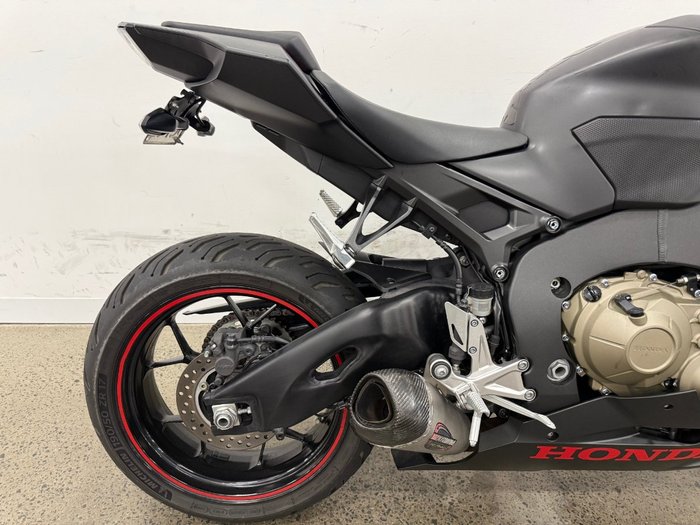 2017 Honda CBR1000RR (FIREBLADE) ABS Black