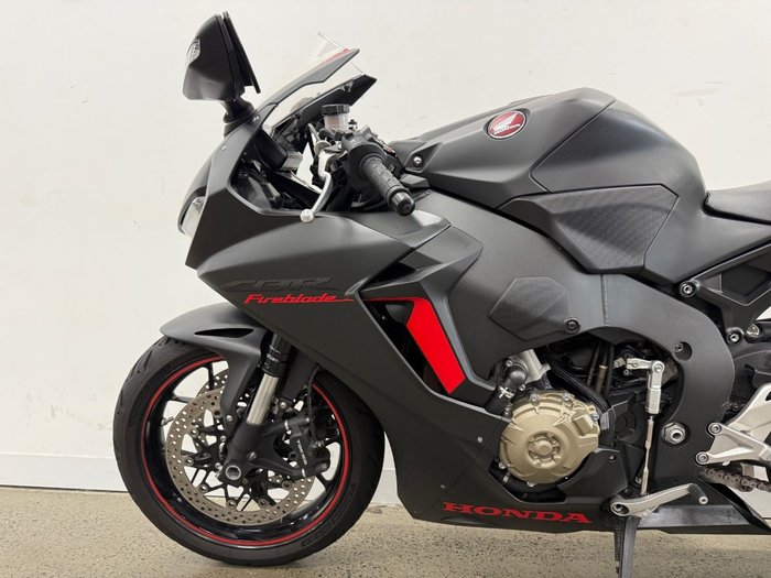 2017 Honda CBR1000RR (FIREBLADE) ABS Black