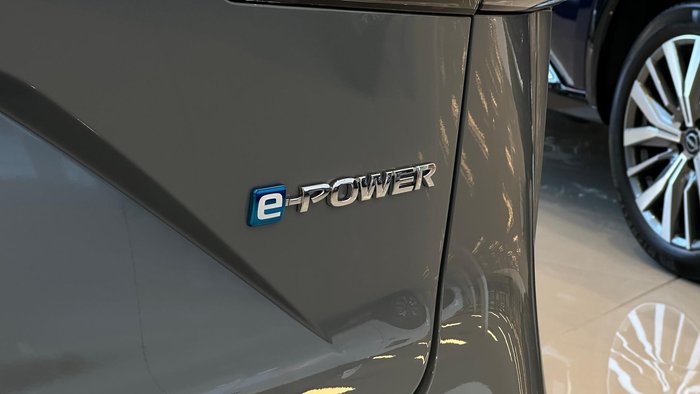 2025 Nissan QASHQAI N-DESIGN e-POWER J12 MY25 Ceramic Grey with Onyx Black Roof