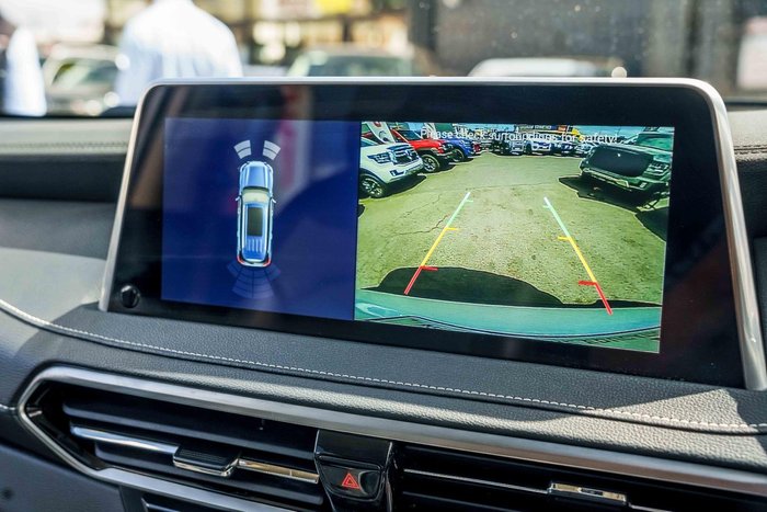 2022 LDV D90 Executive