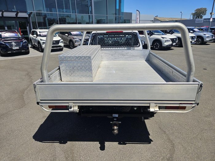 2020 Nissan Navara RX