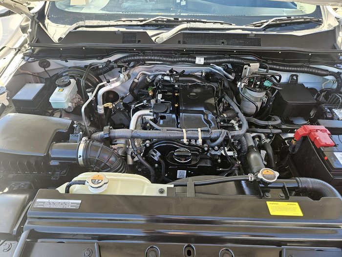 2020 Nissan Navara RX