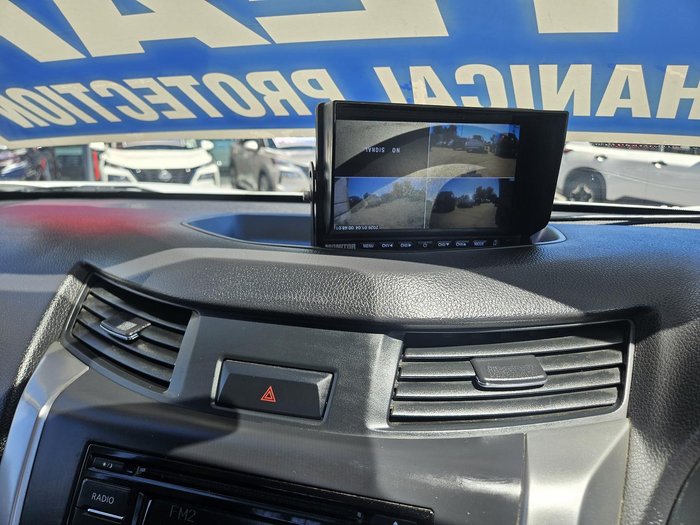 2020 Nissan Navara RX