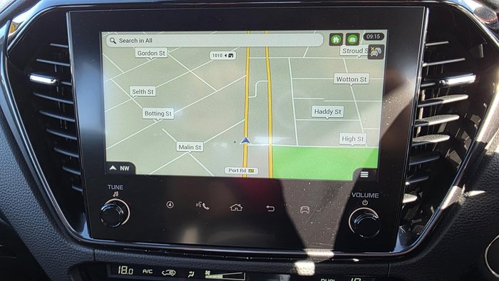 2025 Isuzu D-MAX X-TERRAIN MY25.5 4X4 Dual Range Mercury Silver