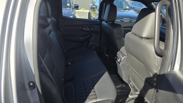 2025 Isuzu D-MAX X-TERRAIN MY25.5 4X4 Dual Range Mercury Silver