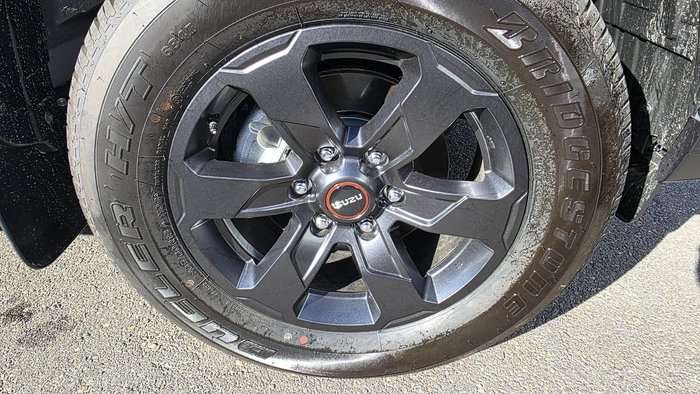 2025 Isuzu D-MAX X-TERRAIN