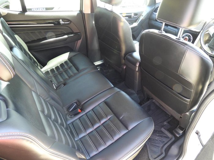 2020 Isuzu MU-X LS-T