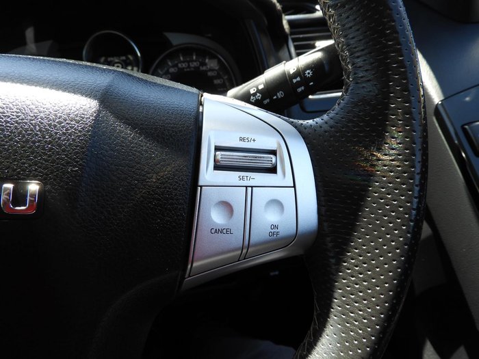 2020 Isuzu MU-X LS-T