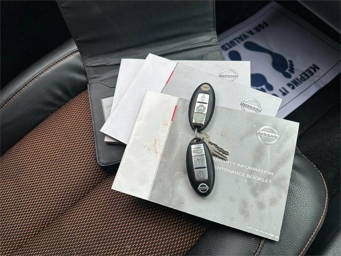 2019 Nissan Navara N-TREK D23 Series 4 4X4 Dual Range White Diamond