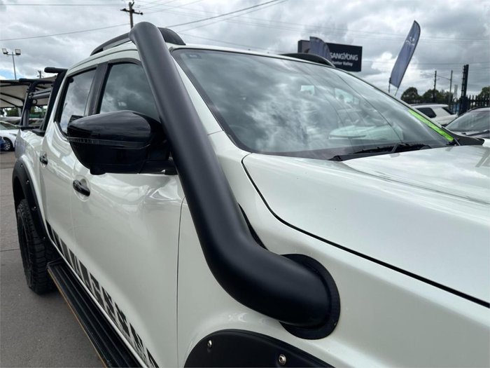 2019 Nissan Navara N-TREK D23 Series 4 4X4 Dual Range White Diamond