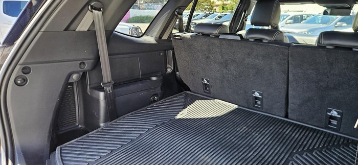 2024 Ford Everest Platinum