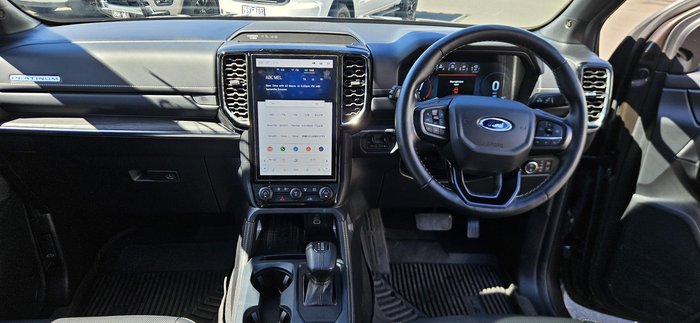 2024 Ford Everest Platinum