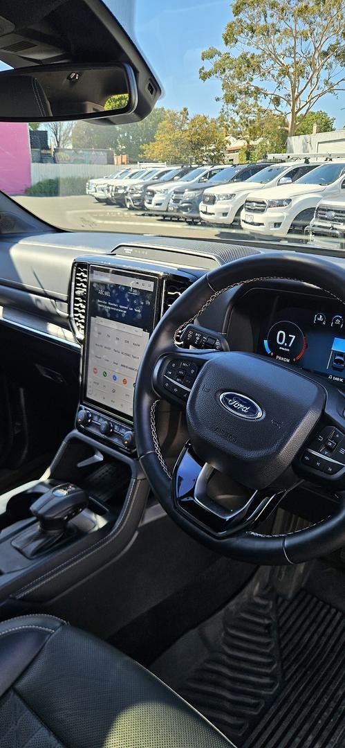 2024 Ford Everest Platinum