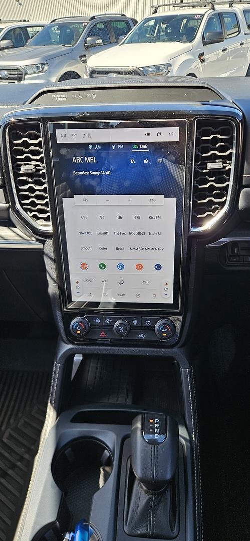 2024 Ford Everest Platinum