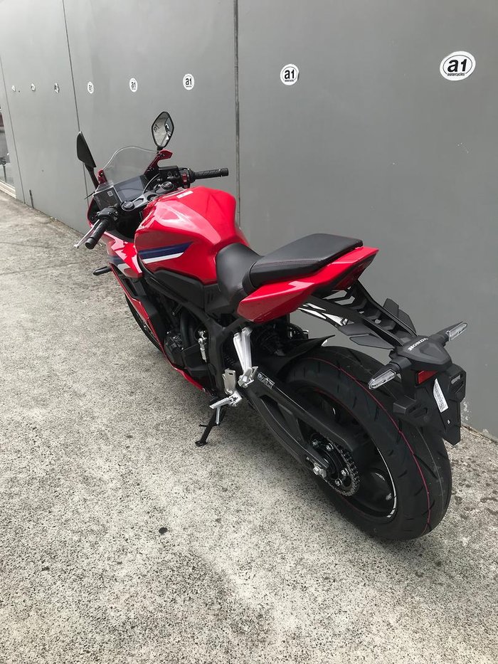 2025 Honda CBR650R E-Clutch