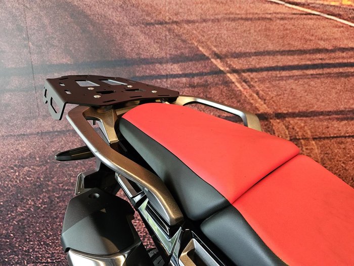 2016 Honda Africa Twin DCT (CRF1000D) Africa Twin Red