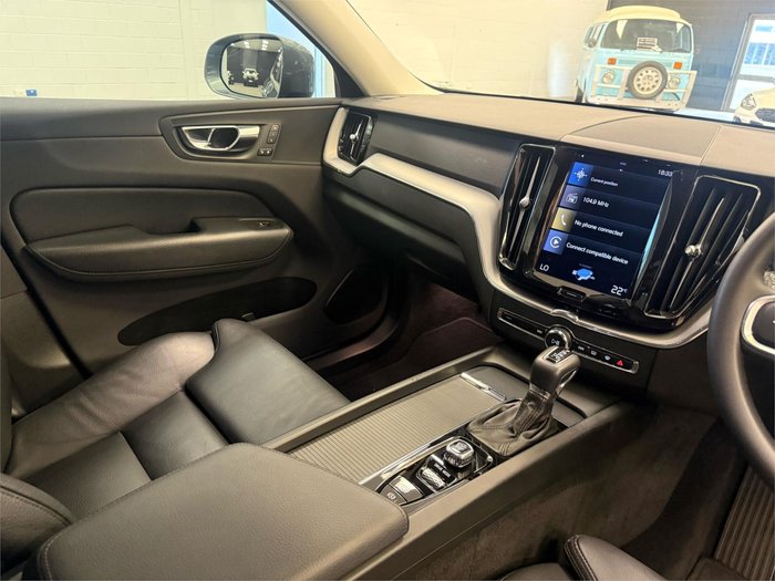 2020 Volvo XC60 T5 Momentum