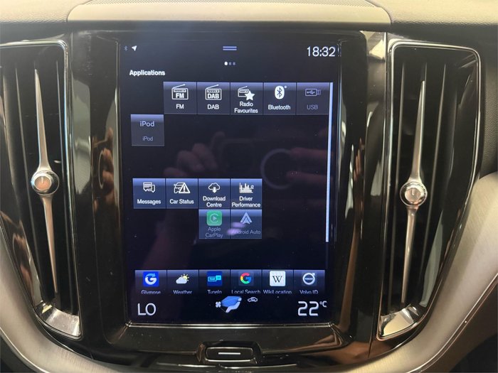 2020 Volvo XC60 T5 Momentum