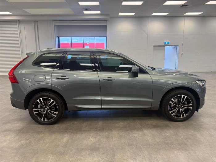 2020 Volvo XC60 T5 Momentum