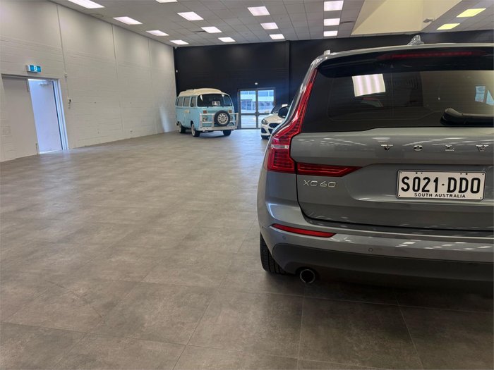 2020 Volvo XC60 T5 Momentum