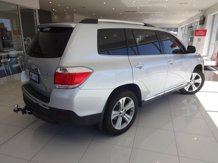 2011 Toyota Kluger KX-S