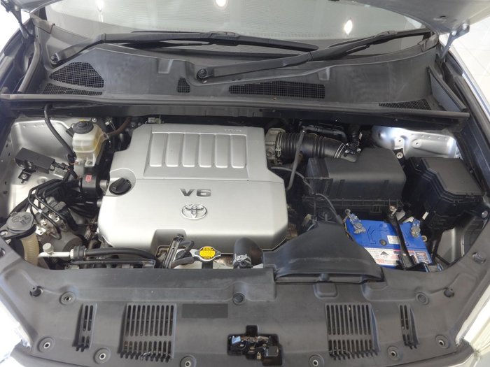 2011 Toyota Kluger KX-S