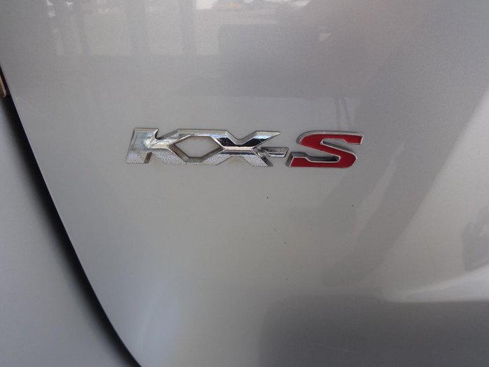 2011 Toyota Kluger KX-S