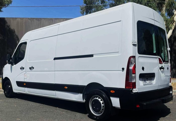 2022 Renault Master Pro 110kW
