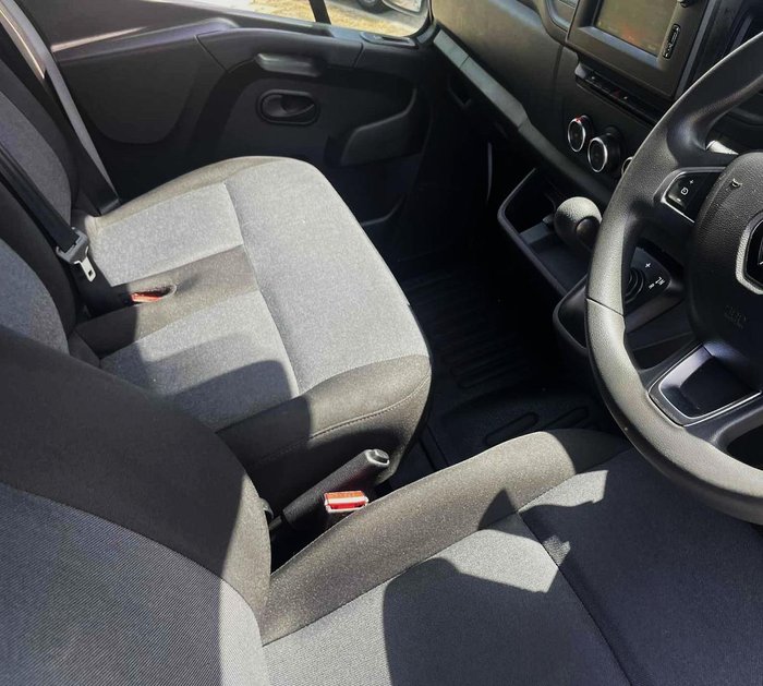 2022 Renault Master Pro 110kW