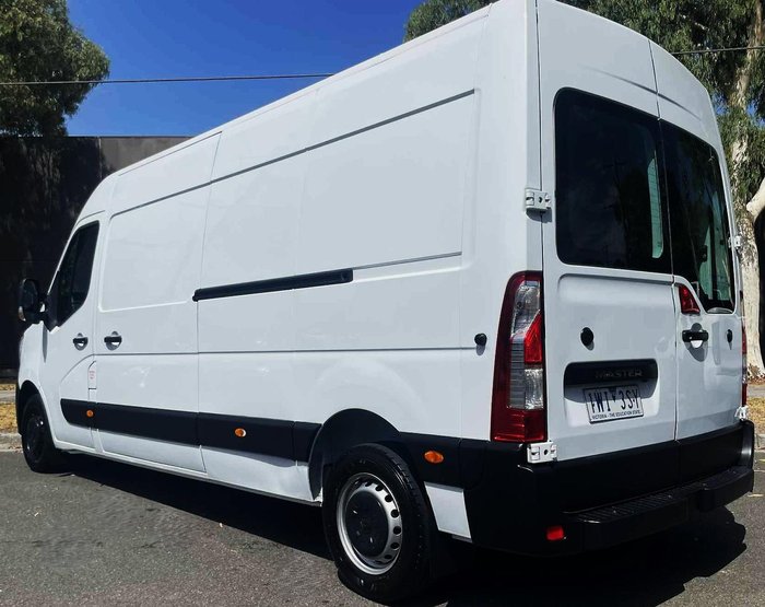 2022 Renault Master Pro 110kW