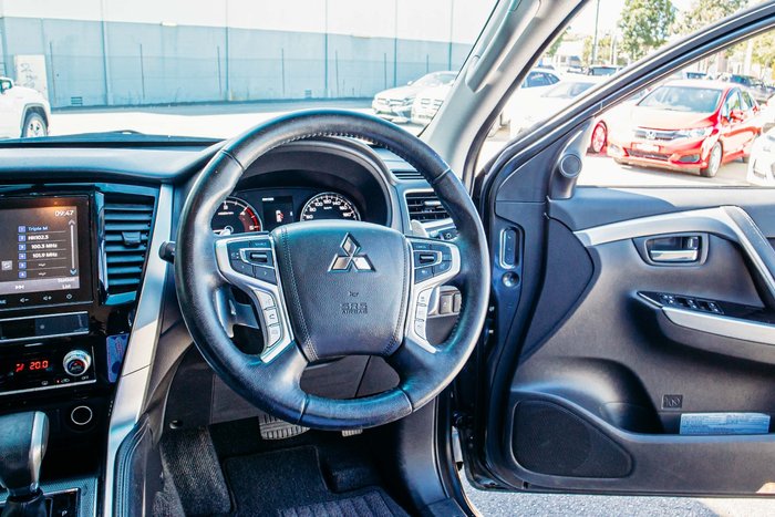 2021 Mitsubishi Pajero Sport GLX