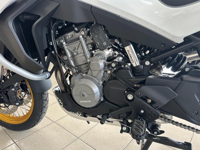 2025 CFMOTO 800MT Explore MT White
