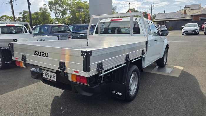 2025 Isuzu D-MAX SX MY25.5 4X4 Dual Range Mineral White