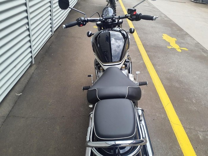 2025 Triumph Bonneville Speedmaster Speedmaster Black