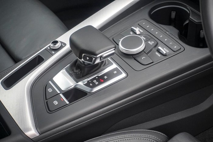 2019 Audi A4 35 TFSI S line