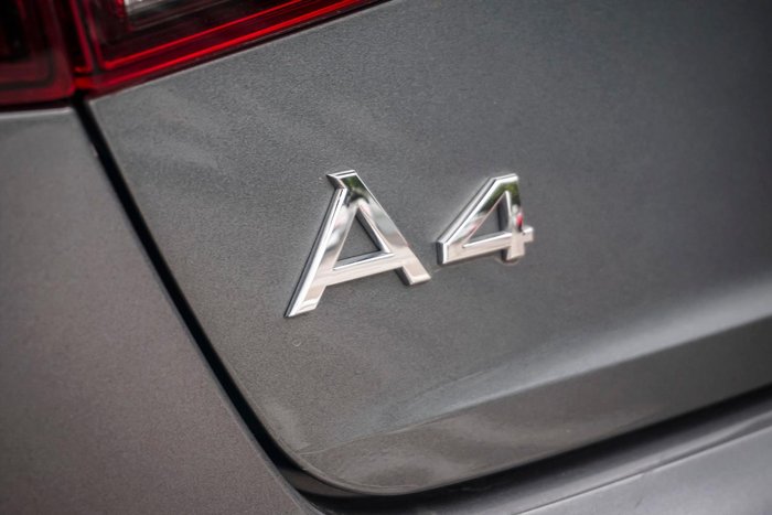 2019 Audi A4 35 TFSI S line