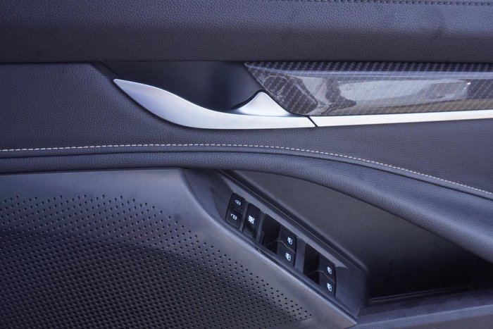 2023 LDV D90 Executive