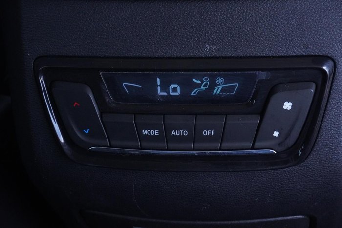 2023 LDV D90 Executive