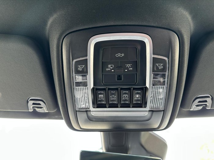 2025 RAM 1500 Limited Hurricane HO RamBox DT MY26 4X4 Dual Range Granite Crystal