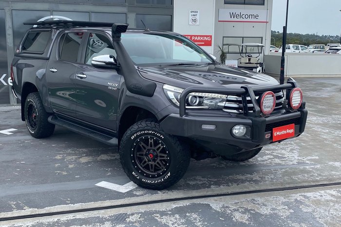 2016 Toyota Hilux SR5