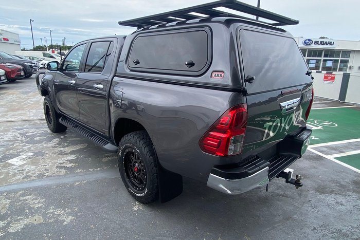 2016 Toyota Hilux SR5
