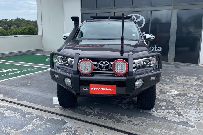 2016 Toyota Hilux SR5
